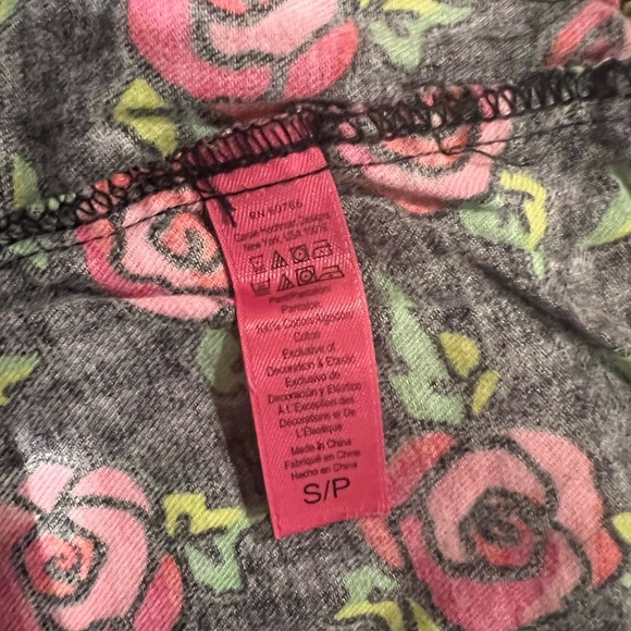 Betsy Johnson Intimates pajamas set, roses, drawstring pant, size small, GUC - Picture 3 of 11